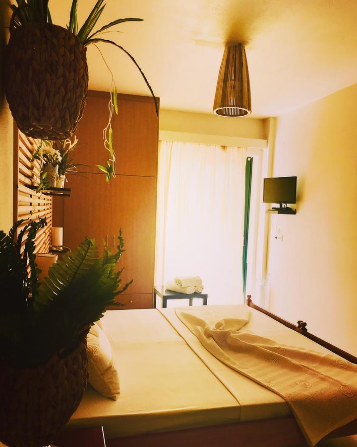 Sagini Boutique Hotel 루트라 에디프수 외부 사진